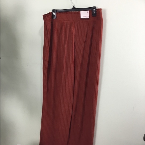 SO 1X maroon hacci knit flare high rise wide legs pant - Picture 4 of 16